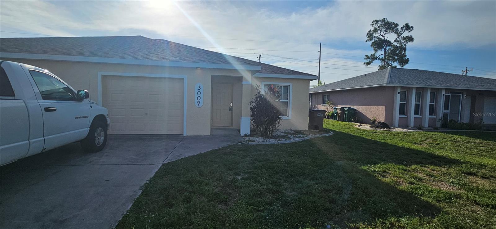 3007 SW SANTA BARBARA PL
